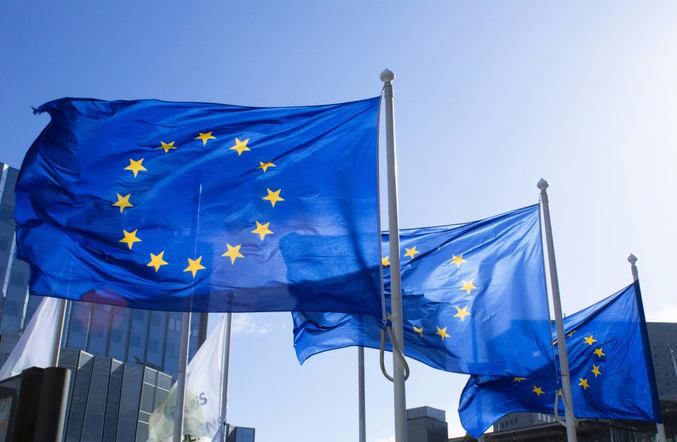 Negócios online com novas regras da UE sobre Botão de Cancelamento