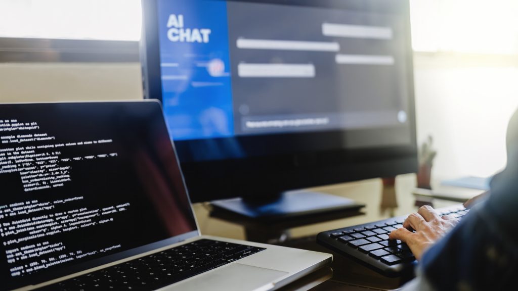 ChatGPT com anúncios em Portugal